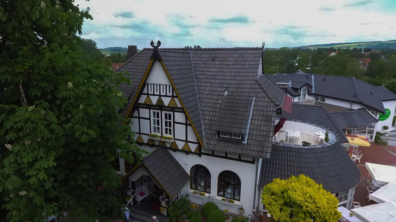 Hotel Kastanienhof Bad Münder am Deister Exterior foto